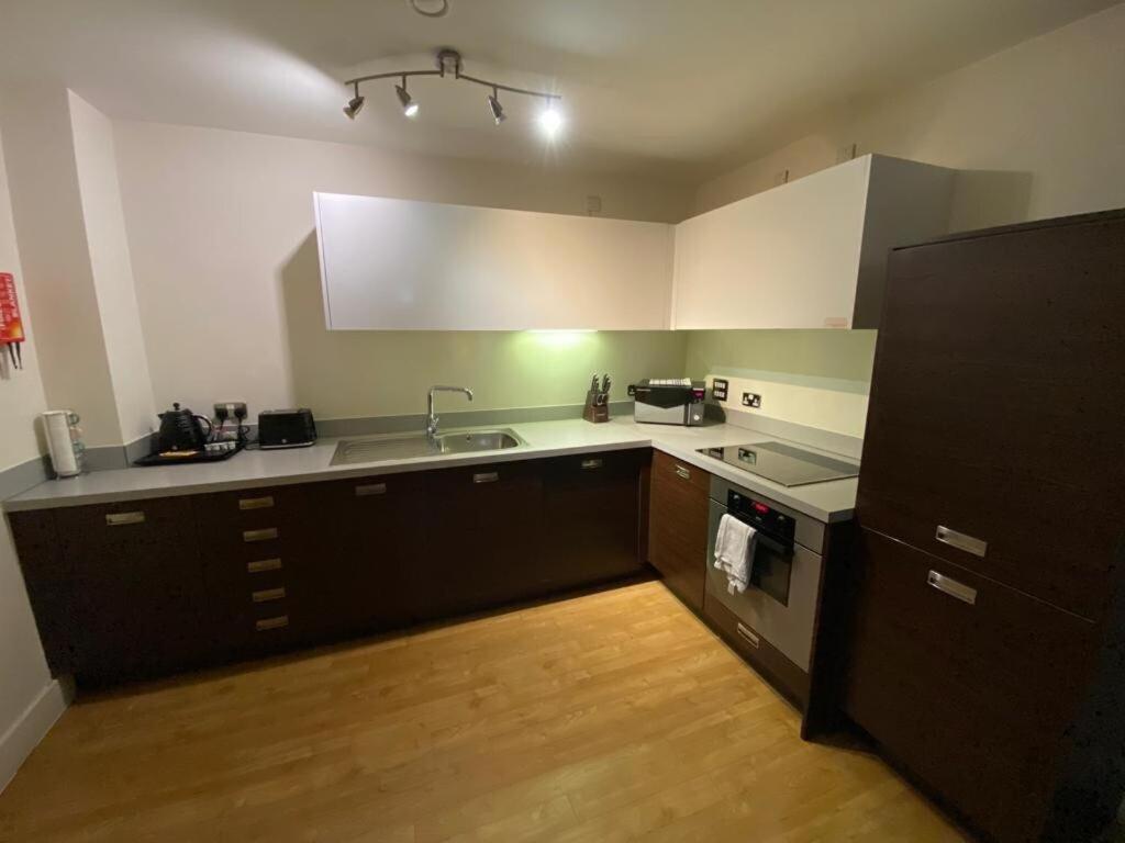 Apartment Kcs With Balcony/parking