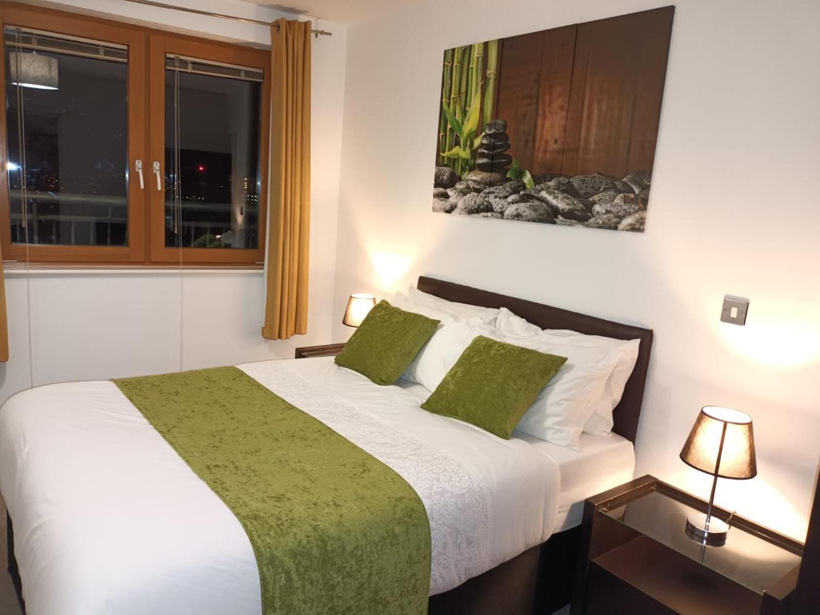 Kcs With Balcony/parking * Birmingham