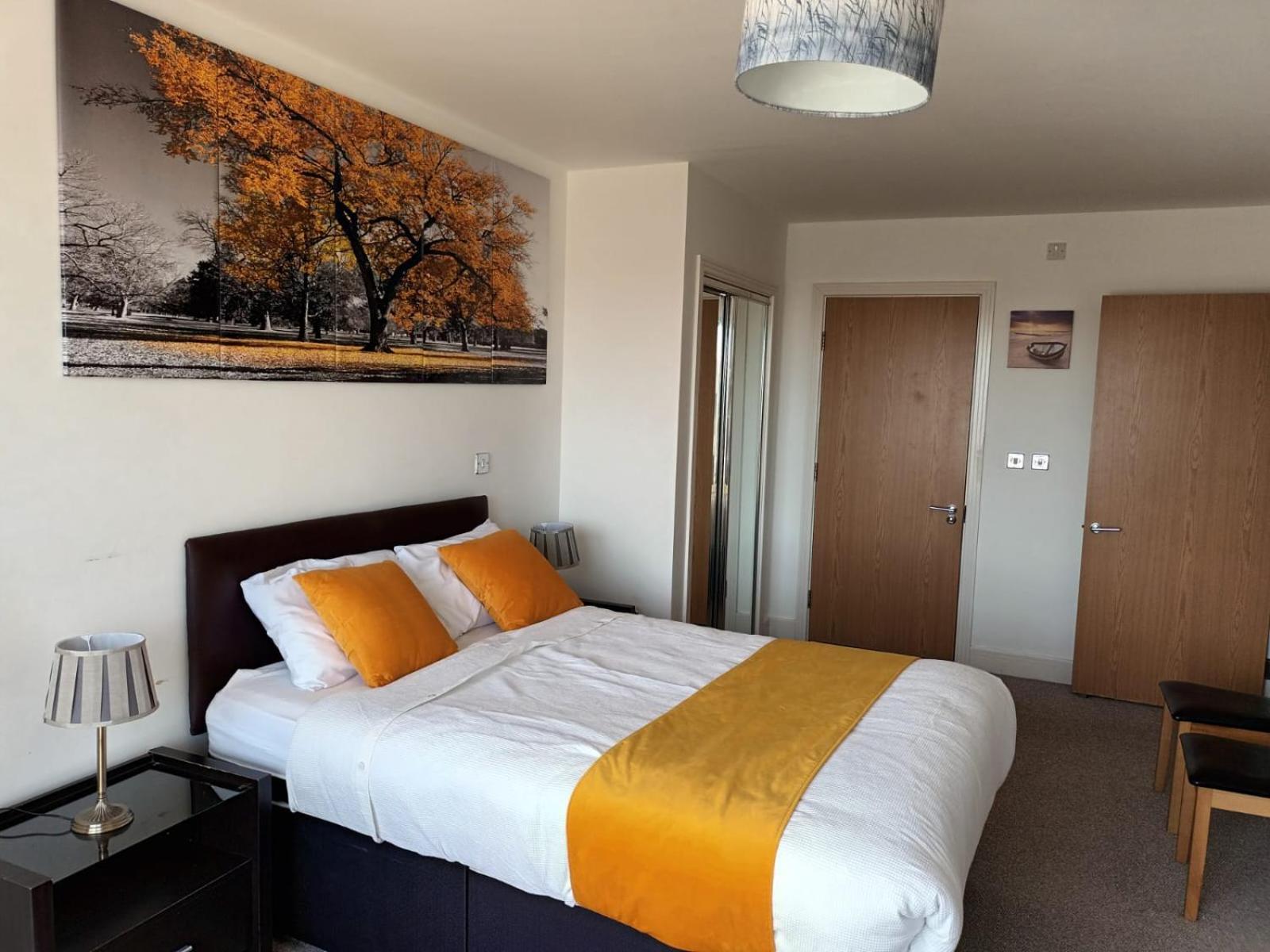 Kcs With Balcony/parking Apartment *